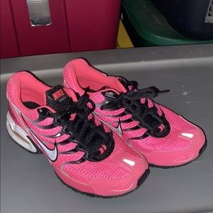 Nike tennis shoes size 6.5 women